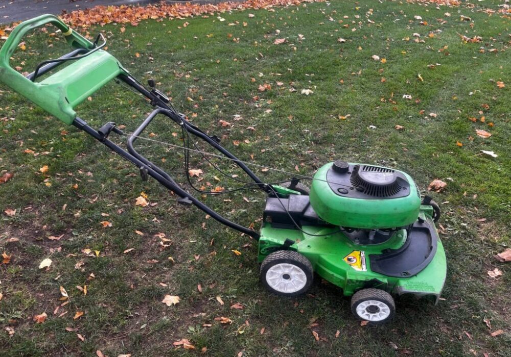 Lawnboy Personal Pace S/P 6.5 HP 2 Cycle 21” wide